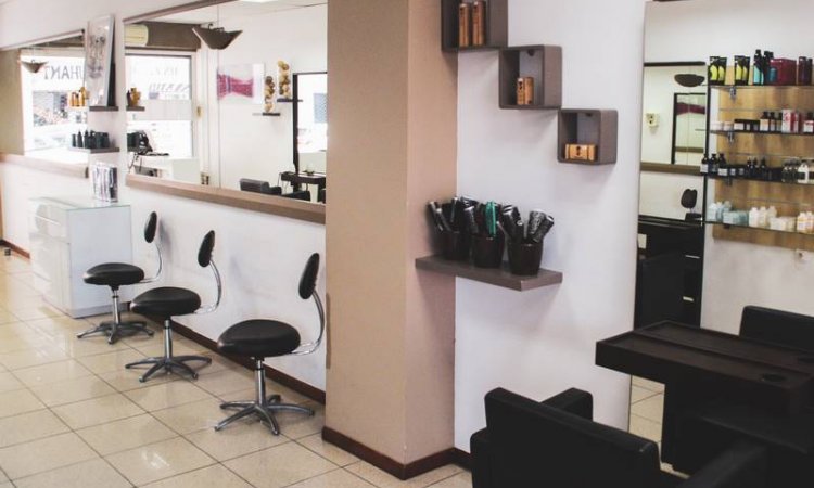 Salon de coiffure à Saint-Gilles-les-Bains 